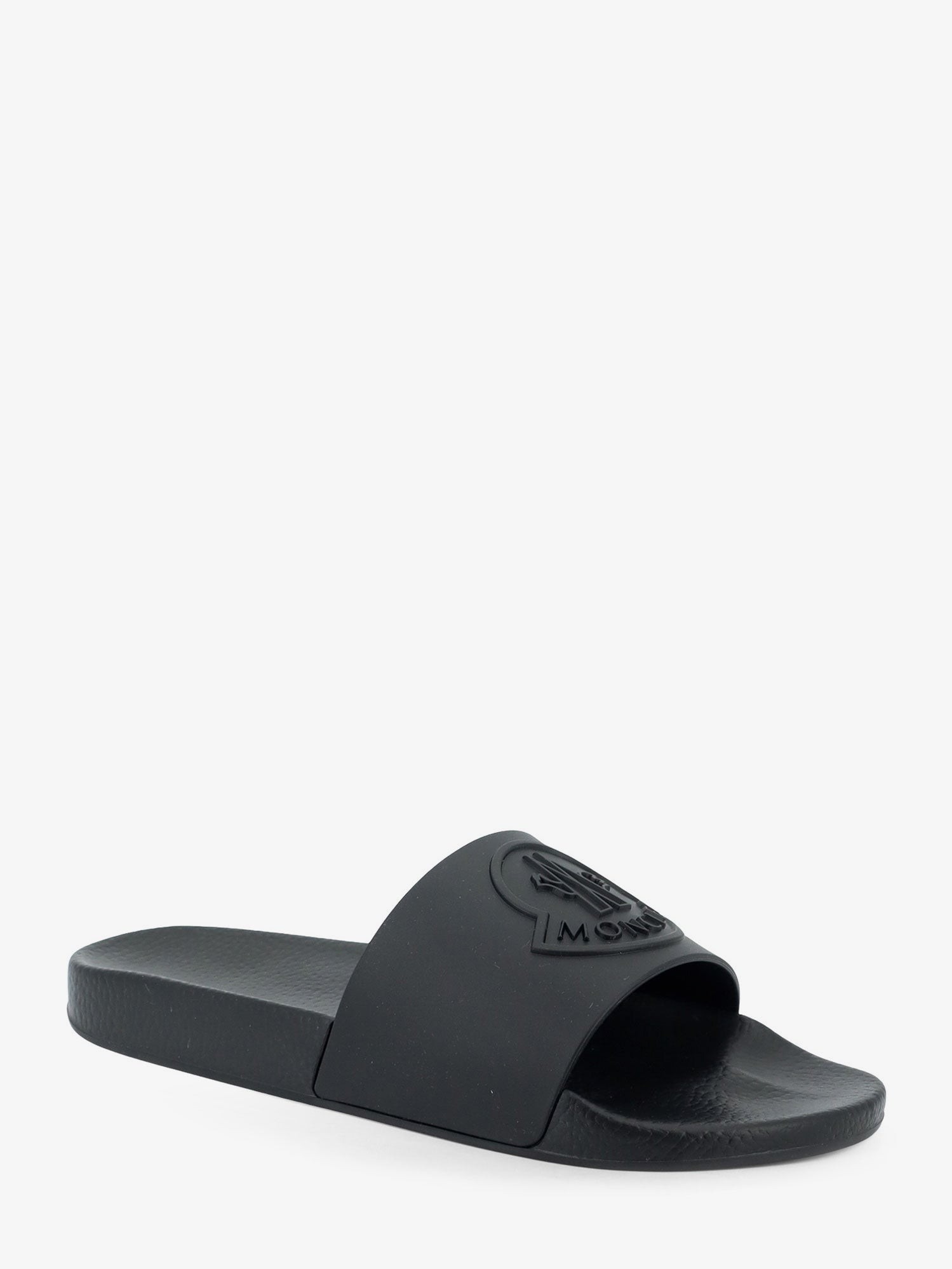 nanito_source_url:https://nokinstyle.com/2389552/basile-rubber-sandals.jpg