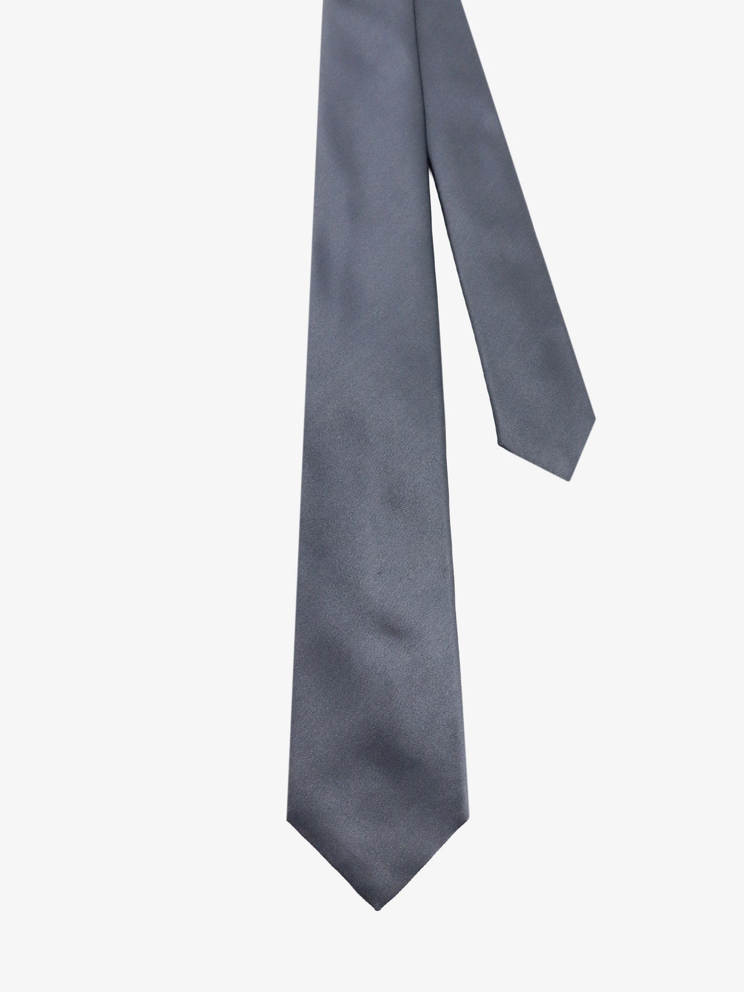 nanito_source_url:https://nokinstyle.com/2424363/silk-tie.jpg
