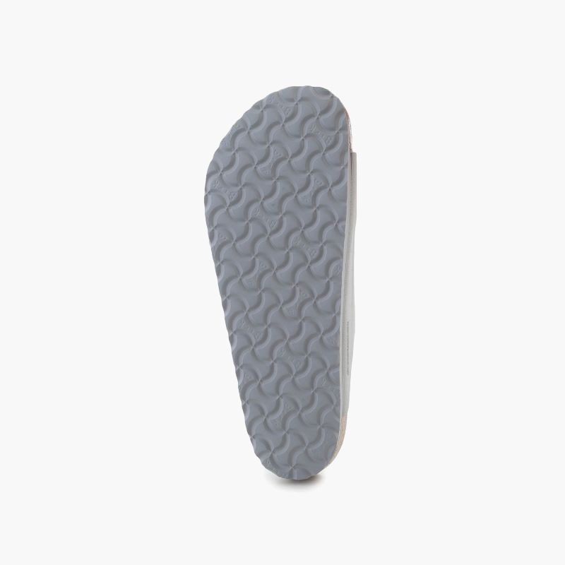 nanito_source_url:https://b2bsportswholesale.net/public/storage/productimages/bb/b8/71/b4/1120657/image/xlarge_clean.jpg