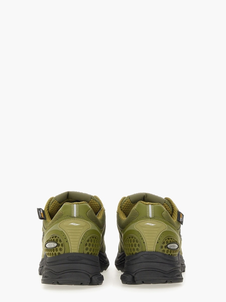 nanito_source_url:https://nokinstyle.com/2386814/progrid-triumph-4-sneaker.jpg