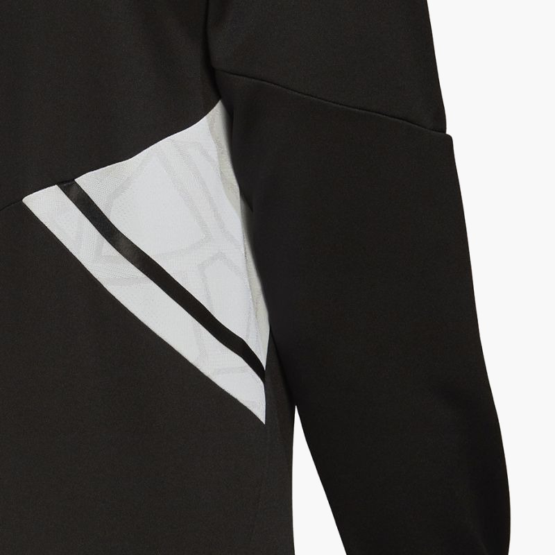 nanito_source_url:https://b2bsportswholesale.net/public/storage/productimages/63/91/0a/cf/2244027/image/xlarge_clean.jpg