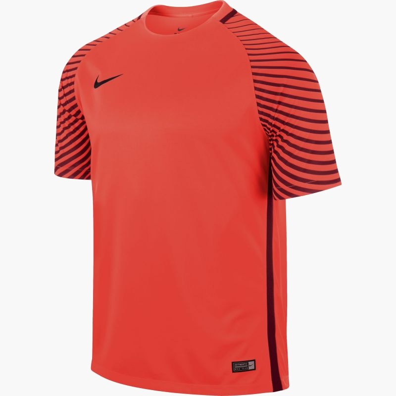 nanito_source_url:https://b2bsportswholesale.net/public/storage/productimages/e7/1c/d9/e2/320847/image/xlarge_clean.jpg