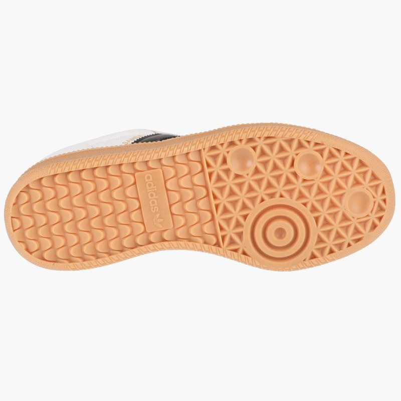 nanito_source_url:https://b2bsportswholesale.net/public/storage/productimages/9d/f7/9b/00/1474195/image/xlarge_clean.jpg