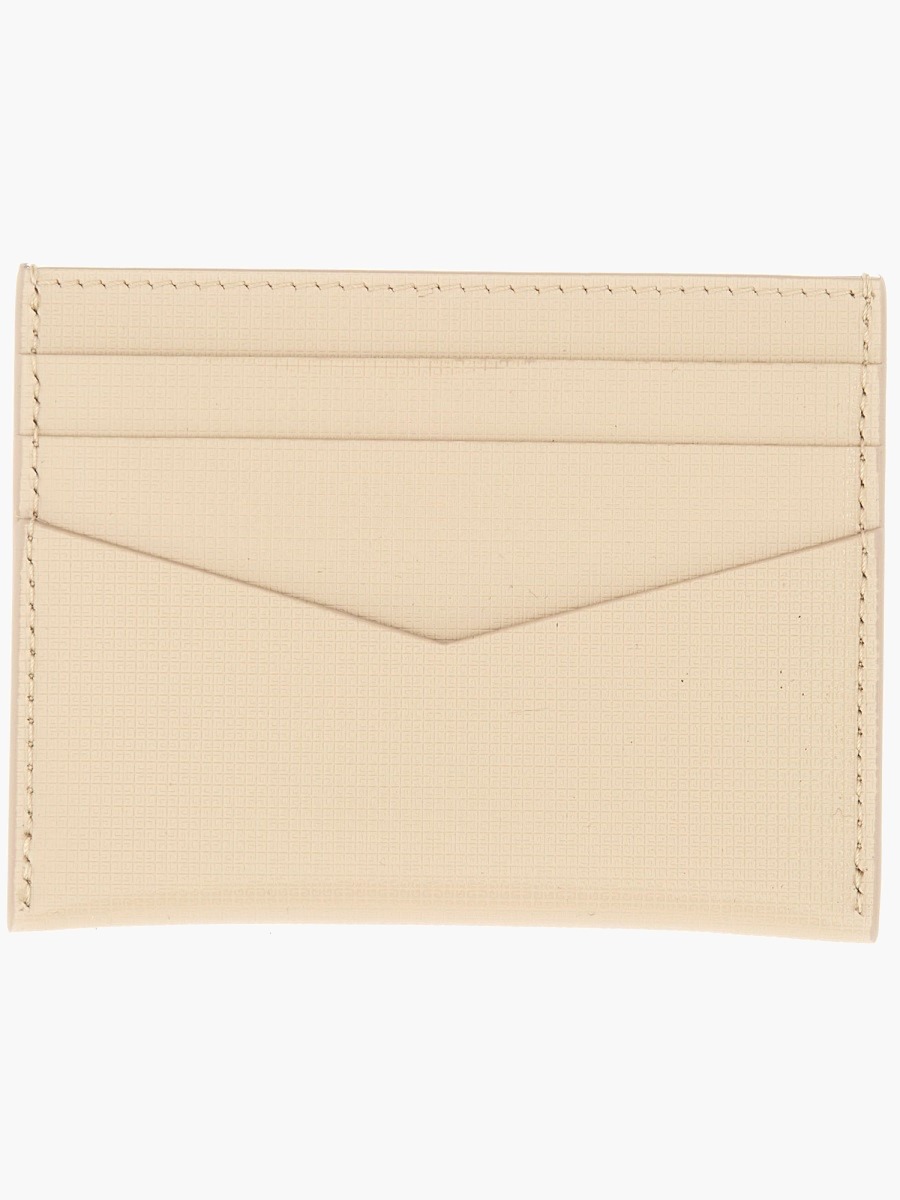 nanito_source_url:https://nokinstyle.com/2370885/classique-4g-leather-wallet.jpg