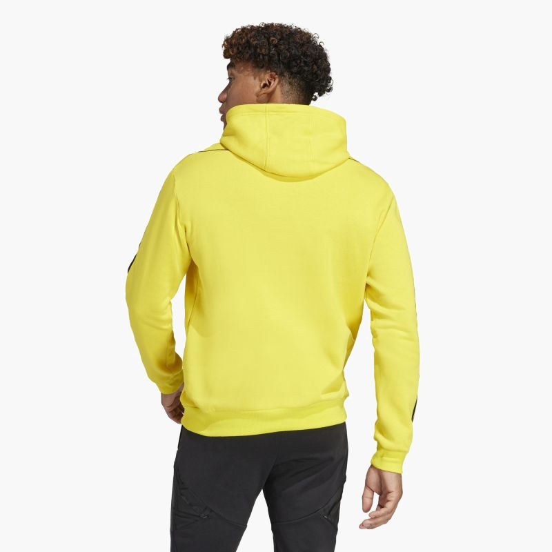 nanito_source_url:https://b2bsportswholesale.net/public/storage/productimages/8d/64/4e/72/966443/image/xlarge_clean.jpg