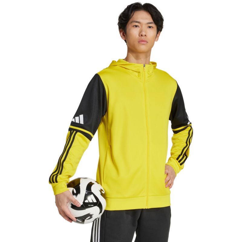 nanito_source_url:https://b2bsportswholesale.net/public/storage/productimages/74/66/bb/c3/1521696/image/xlarge_clean.jpg
