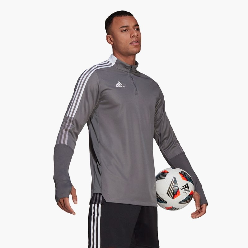 nanito_source_url:https://b2bsportswholesale.net/public/storage/productimages/4d/01/af/1b/620633/image/xlarge_clean.jpg
