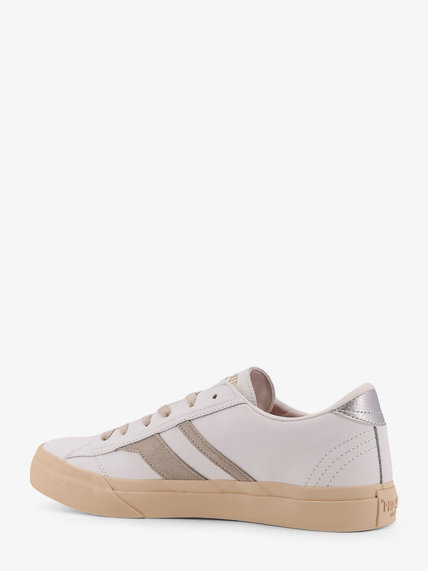 nanito_source_url:https://nokinstyle.com/2402813/royal-classic-leather-sneakers.jpg