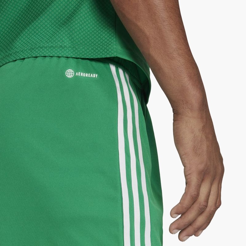 nanito_source_url:https://b2bsportswholesale.net/public/storage/productimages/6d/16/63/e6/1418253/image/xlarge_clean.jpg