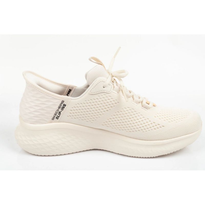 nanito_source_url:https://b2bsportswholesale.net/public/storage/productimages/a7/89/b9/71/1395365/image/xlarge_clean.jpg