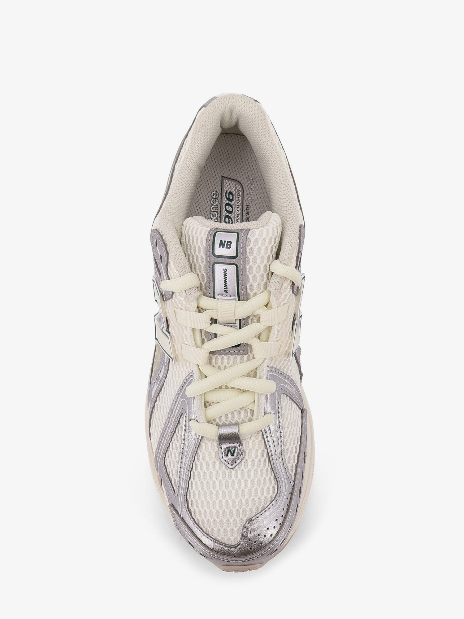 nanito_source_url:https://nokinstyle.com/2398465/1906-mesh-sneakers-with-logo-on-the-side.jpg