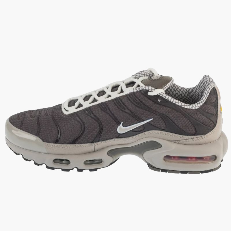 nanito_source_url:https://b2bsportswholesale.net/public/storage/productimages/8e/4a/38/ae/1715492/image/xlarge_clean.jpg