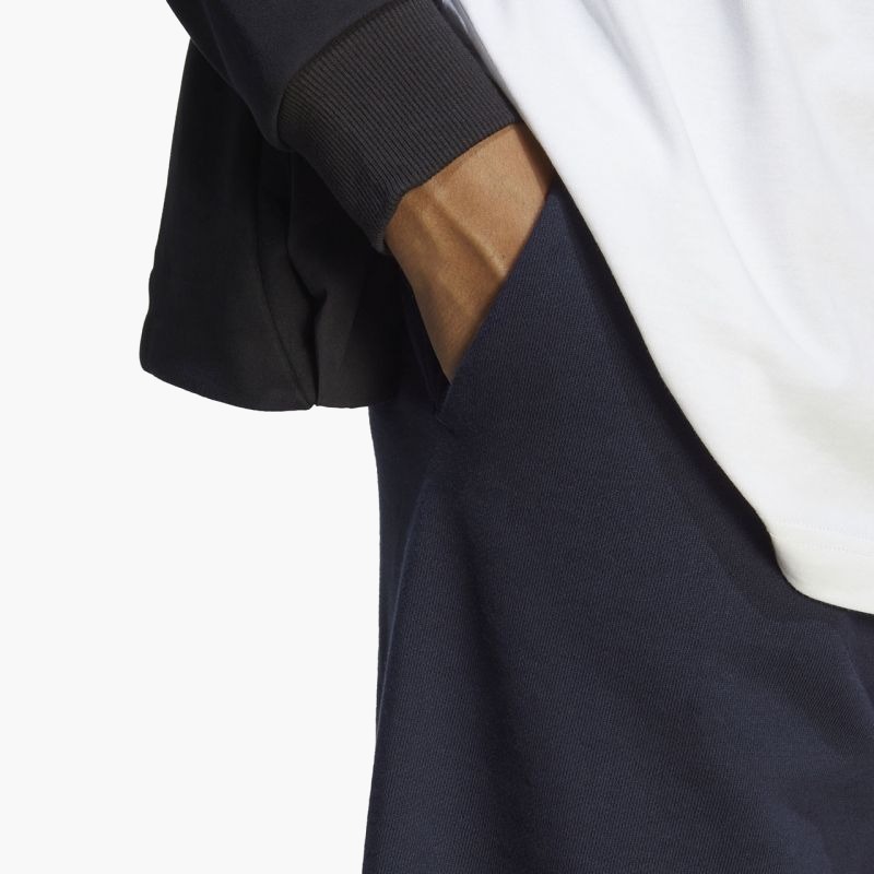nanito_source_url:https://b2bsportswholesale.net/public/storage/productimages/41/15/df/46/1074681/image/xlarge_clean.jpg