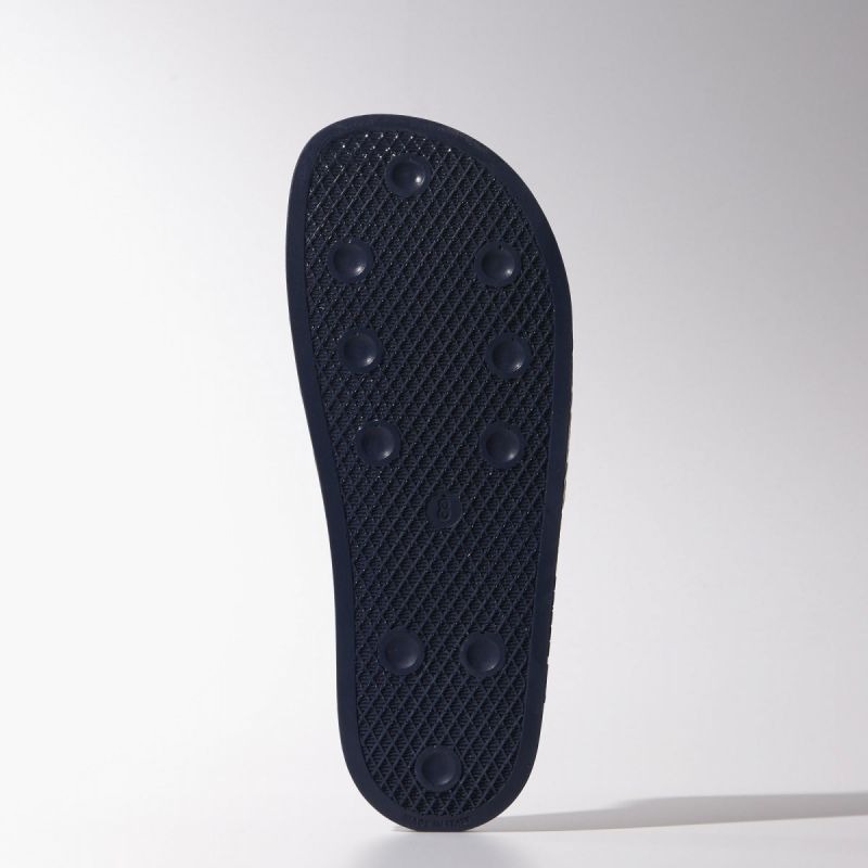 nanito_source_url:https://b2bsportswholesale.net/public/storage/productimages/c3/b5/ec/a8/64364/image/xlarge_clean.jpg