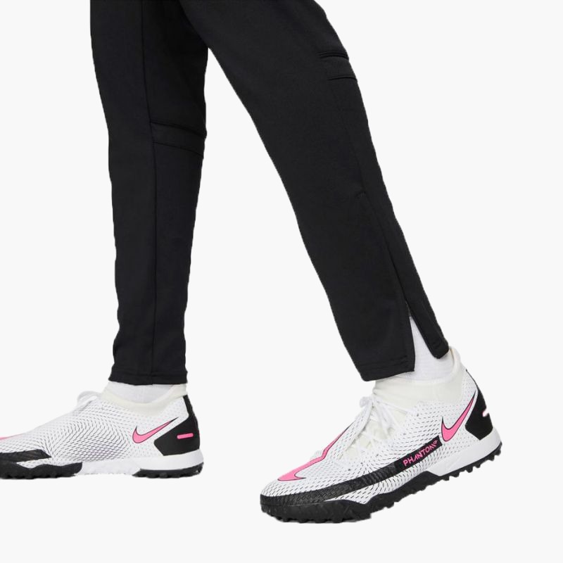 nanito_source_url:https://b2bsportswholesale.net/public/storage/productimages/43/ce/68/8a/641653/image/xlarge_clean.jpg