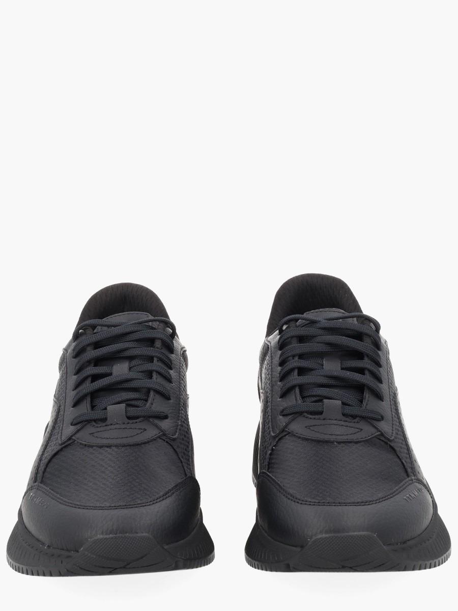 nanito_source_url:https://nokinstyle.com/2342505/ttnm-evo-sneakers.jpg