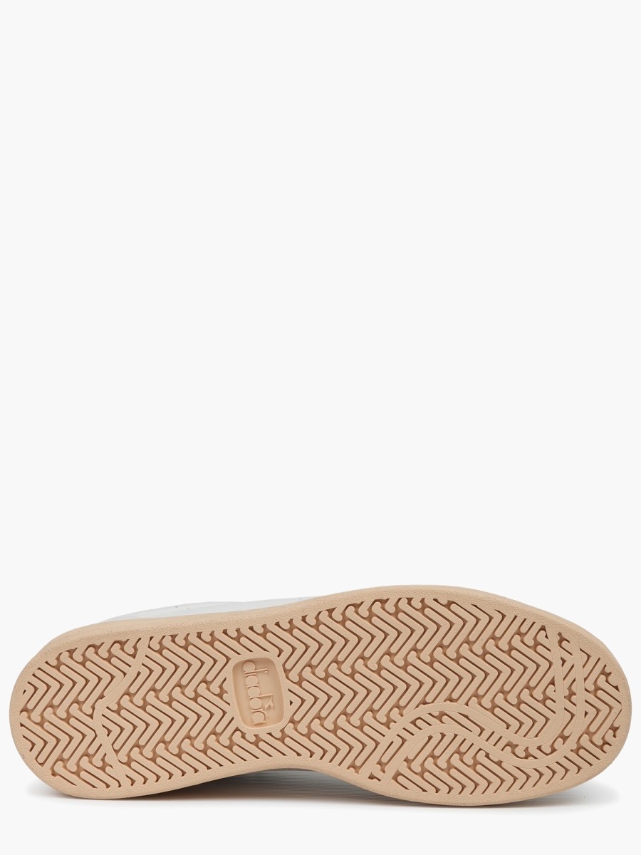 nanito_source_url:https://nokinstyle.com/2418674/sneaker-prestige-plain-used.jpg