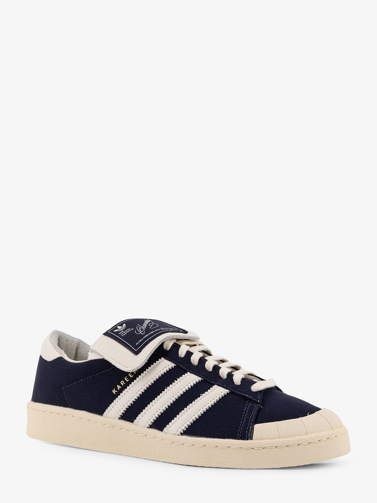 nanito_source_url:https://nokinstyle.com/2404265/chavarria-jabbar-low-nylon-sneakers.jpg