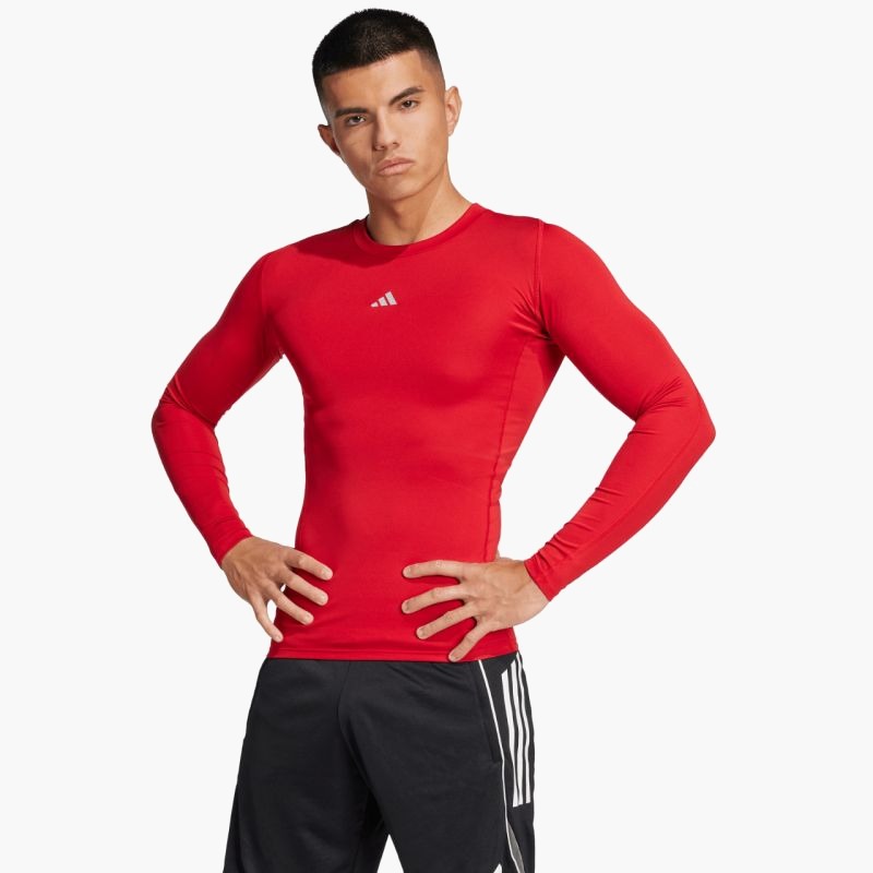 nanito_source_url:https://b2bsportswholesale.net/public/storage/productimages/fa/ed/ab/aa/1510292/image/xlarge_clean.jpg