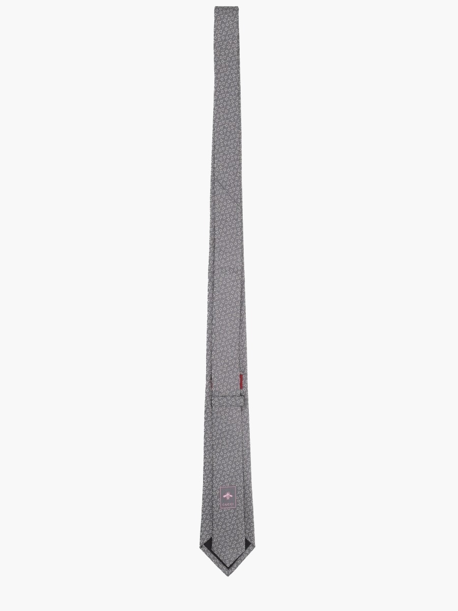 nanito_source_url:https://nokinstyle.com/2378014/silk-tie-with-clamps.jpg