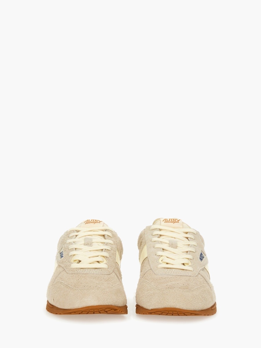 nanito_source_url:https://nokinstyle.com/2387764/windspin-sneaker.jpg