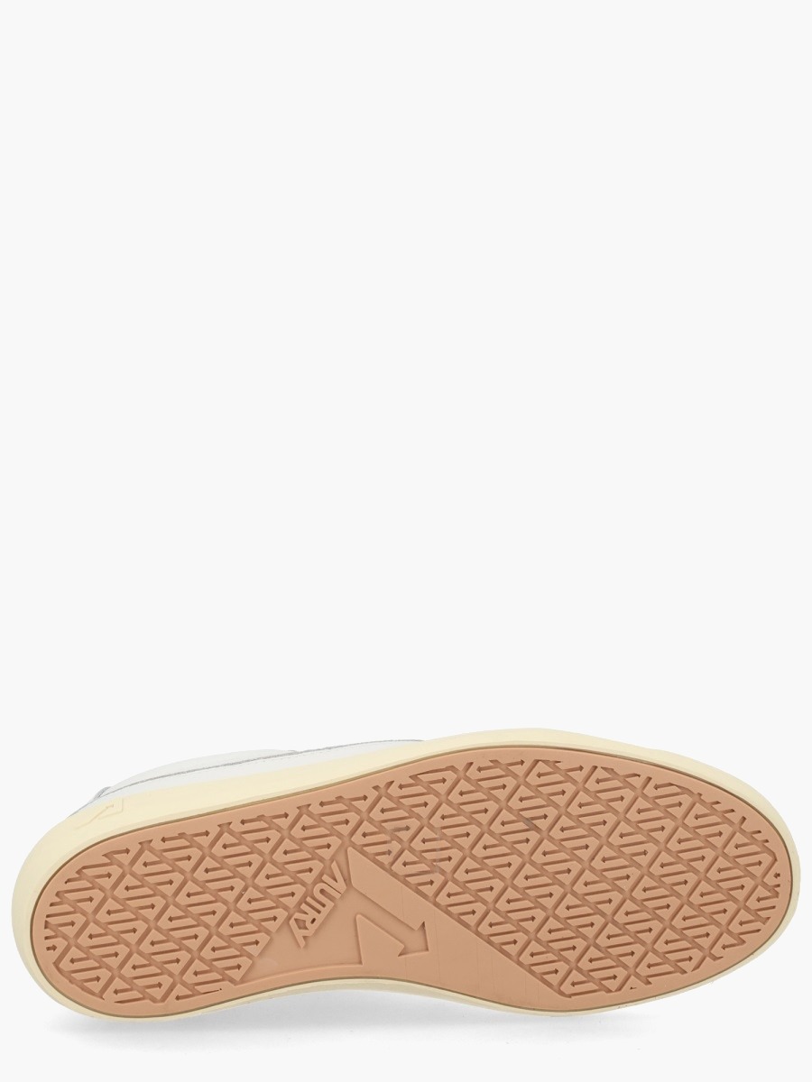 nanito_source_url:https://nokinstyle.com/2417063/sneaker-windscape-low.jpg