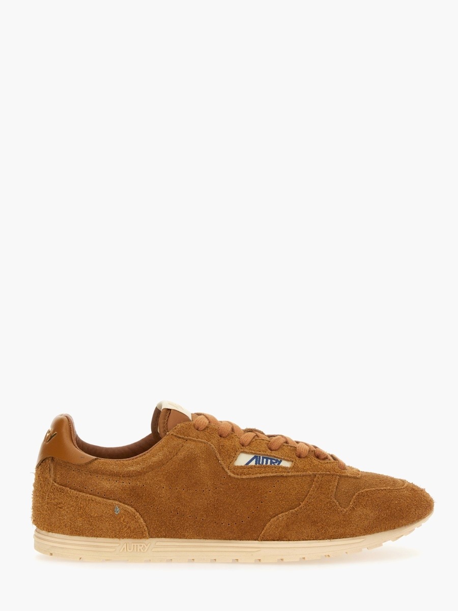 nanito_source_url:https://nokinstyle.com/2387773/windspin-sneaker.jpg