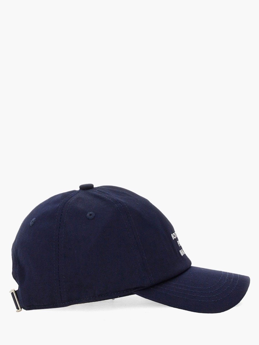 nanito_source_url:https://nokinstyle.com/2334485/baseball-cap.jpg