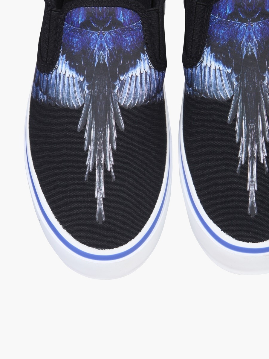 nanito_source_url:https://nokinstyle.com/2354952/vulcanized-slip-ons.jpg