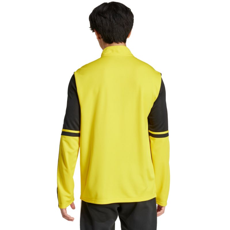 nanito_source_url:https://b2bsportswholesale.net/public/storage/productimages/40/c3/60/c8/1433810/image/xlarge_clean.jpg