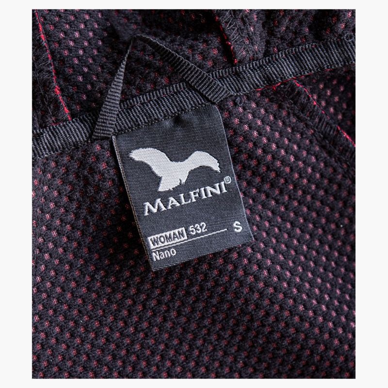 nanito_source_url:https://b2bsportswholesale.net/public/storage/productimages/7d/f9/35/4c/1373483/image/xlarge_clean.jpg
