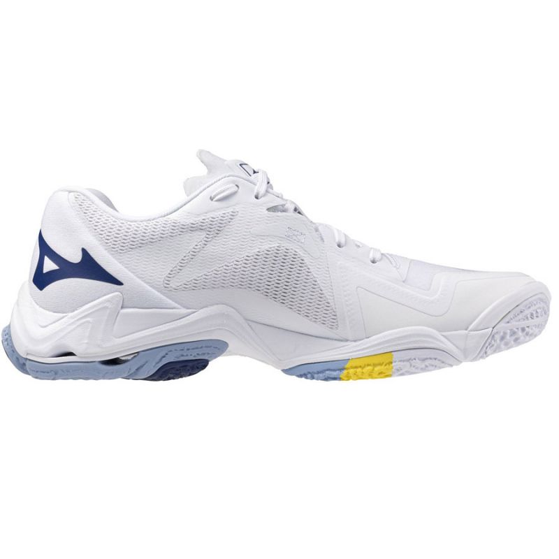 nanito_source_url:https://b2bsportswholesale.net/public/storage/productimages/91/86/ab/1a/1375084/image/xlarge_clean.jpg