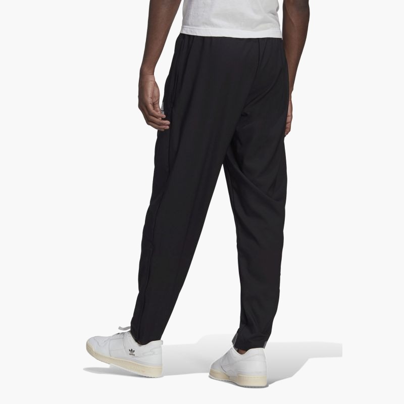 nanito_source_url:https://b2bsportswholesale.net/public/storage/productimages/8b/04/a0/8e/802179/image/xlarge_clean.jpg