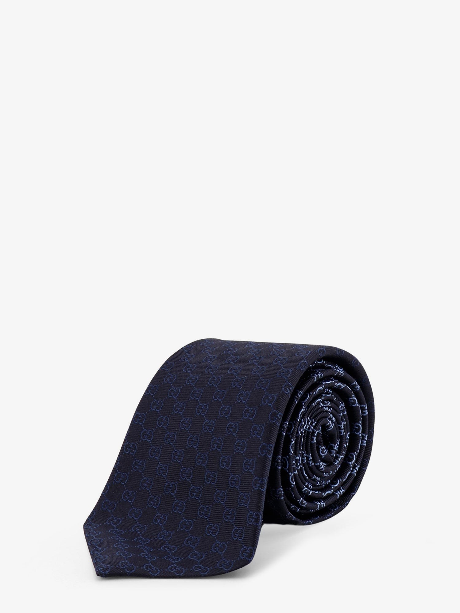 nanito_source_url:https://nokinstyle.com/2438659/shady-g-silk-tie.jpg