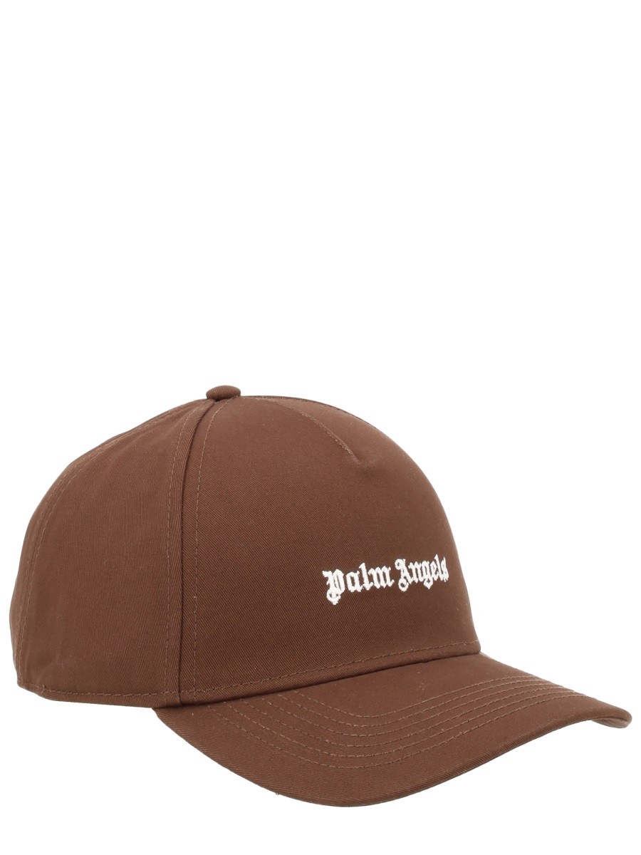 nanito_source_url:https://nokinstyle.com/2420026/cappello-da-baseball-overlogo.jpg