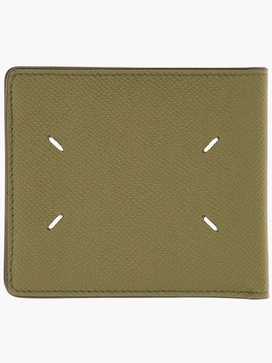 nanito_source_url:https://nokinstyle.com/2369205/bi-fold-four-stitches-wallet.jpg