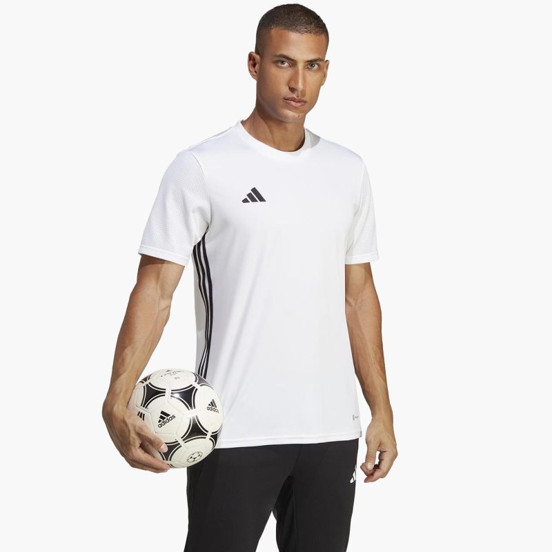 nanito_source_url:https://b2bsportswholesale.net/public/storage/productimages/c2/34/f6/2d/2257352/image/xlarge_clean.jpg