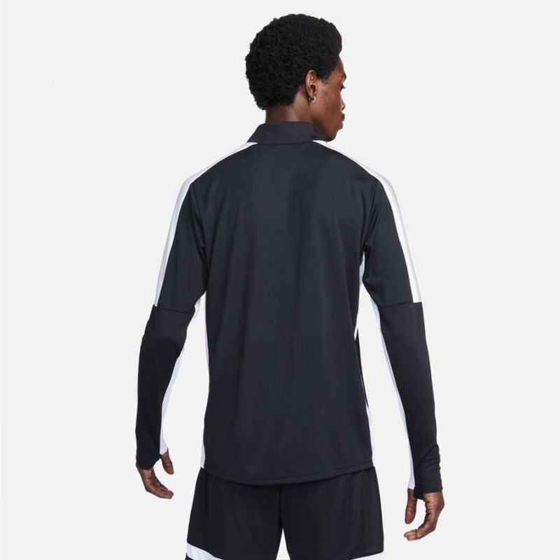 nanito_source_url:https://b2bsportswholesale.net/public/storage/productimages/ce/c7/a0/ed/972564/image/xlarge_clean.jpg