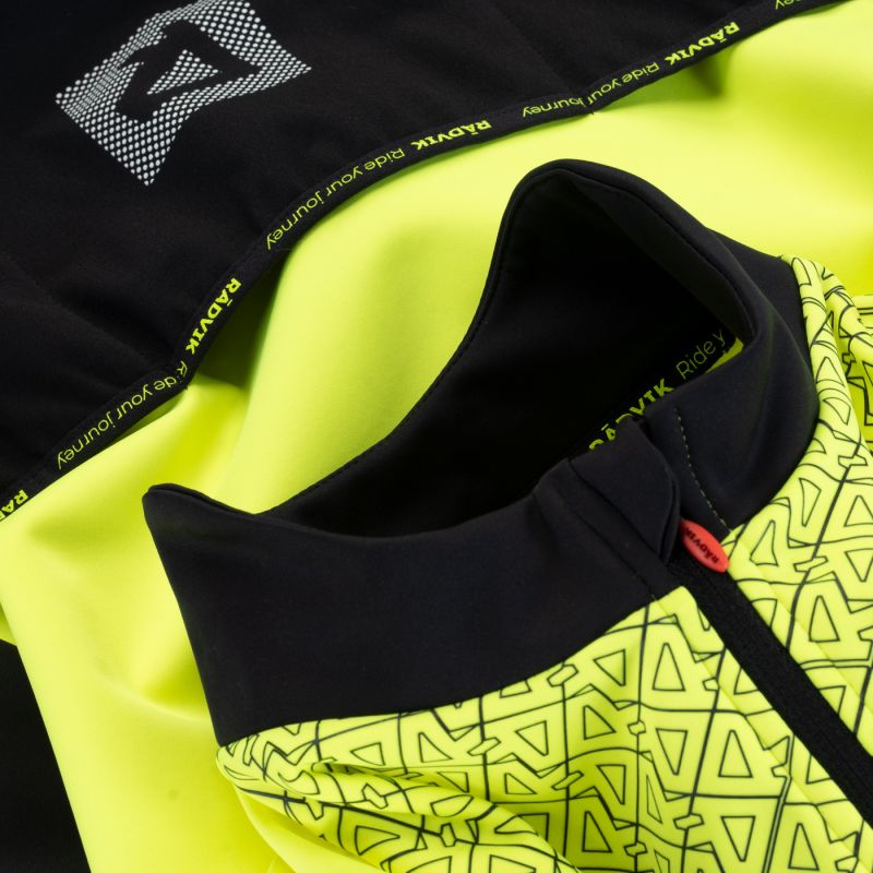 nanito_source_url:https://b2bsportswholesale.net/public/storage/productimages/0b/3d/93/9a/1486138/image/xlarge_clean.jpg
