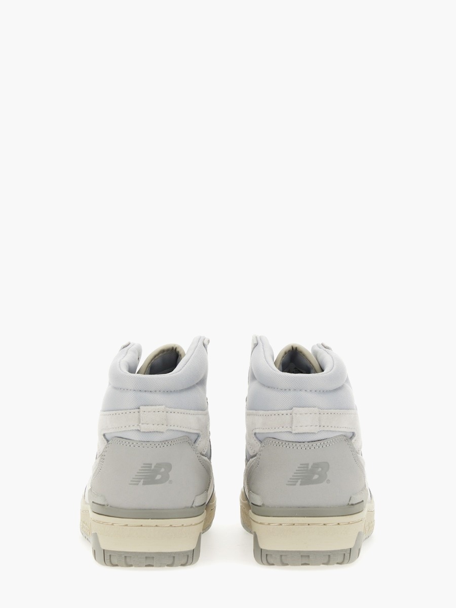 nanito_source_url:https://nokinstyle.com/2357893/sneaker-650.jpg