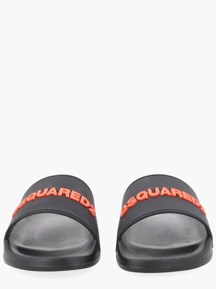 nanito_source_url:https://nokinstyle.com/2341569/sandal-with-logo.jpg