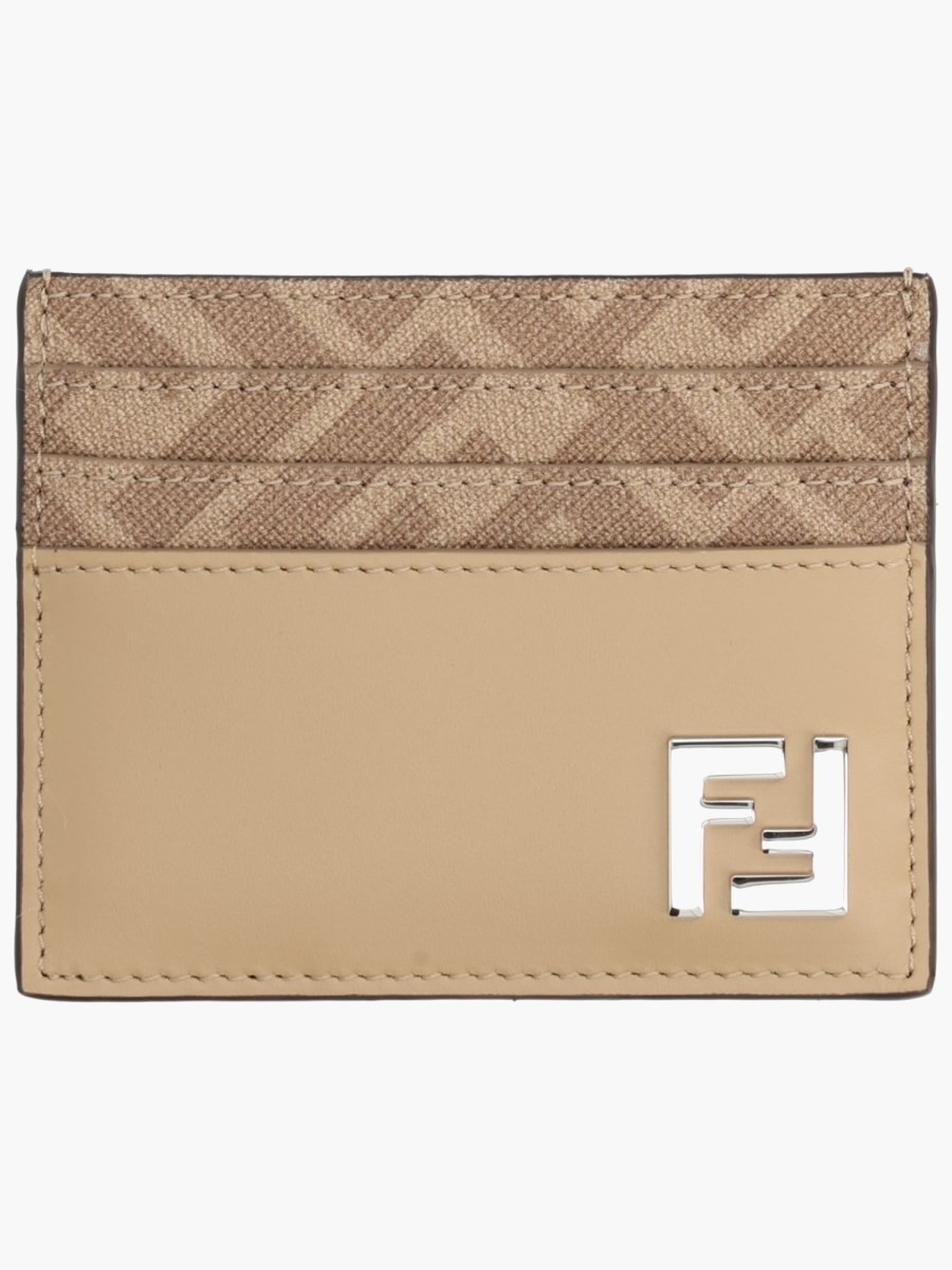 nanito_source_url:https://nokinstyle.com/2379683/leather-card-holder.jpg