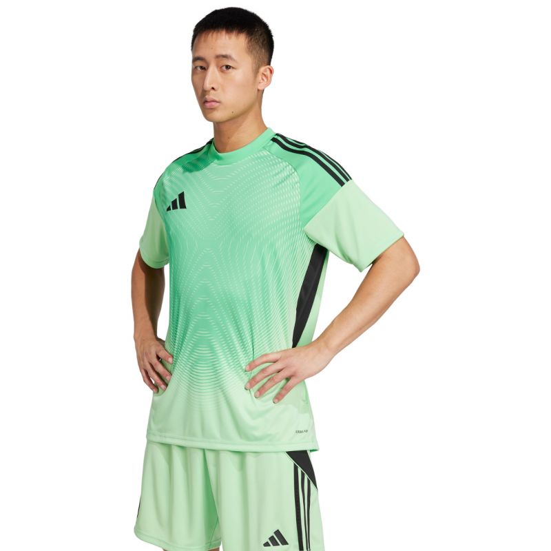 nanito_source_url:https://b2bsportswholesale.net/public/storage/productimages/f7/54/75/d8/1436936/image/xlarge_clean.jpg