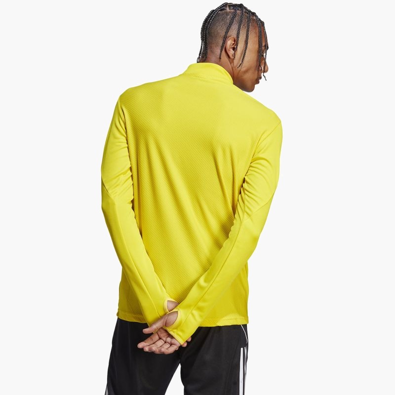 nanito_source_url:https://b2bsportswholesale.net/public/storage/productimages/28/17/fb/15/933602/image/xlarge_clean.jpg