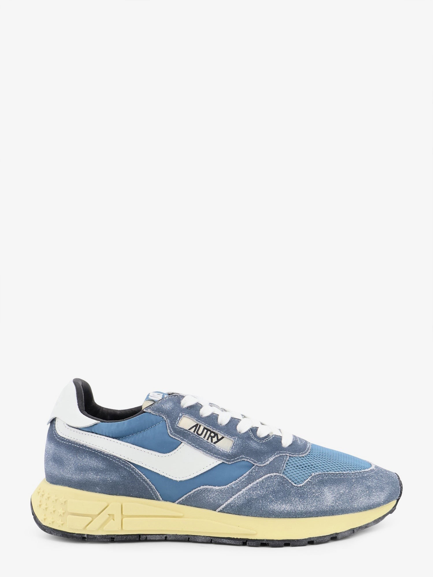nanito_source_url:https://nokinstyle.com/2436683/reelwind-low-mesh-and-suede-sneakers.jpg