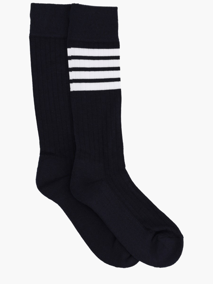 nanito_source_url:https://nokinstyle.com/2343408/4-bar-cotton-socks.jpg