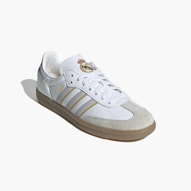 nanito_source_url:https://b2bsportswholesale.net/public/storage/productimages/5e/c8/75/30/1621875/image/xlarge_clean.jpg