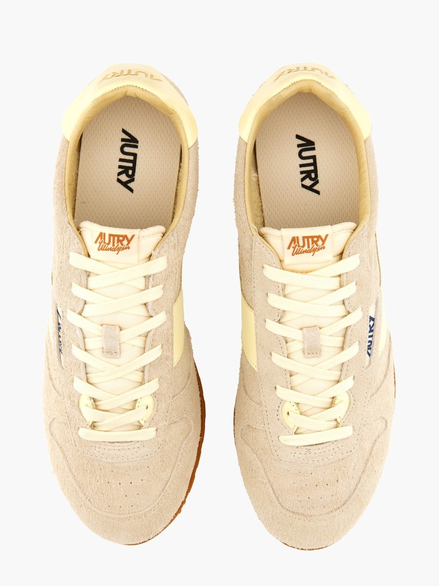 nanito_source_url:https://nokinstyle.com/2387766/windspin-sneaker.jpg