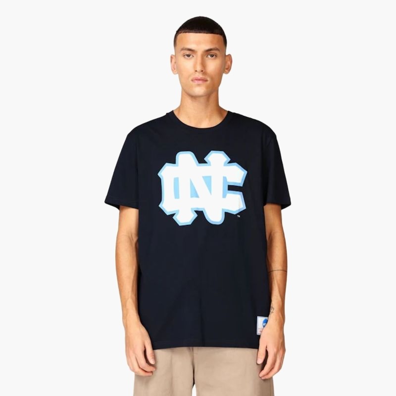 Mitchell & Ness NCAA University Of North Carolina Large Logo Tee M BMTRINTL1272-UNCNAVY