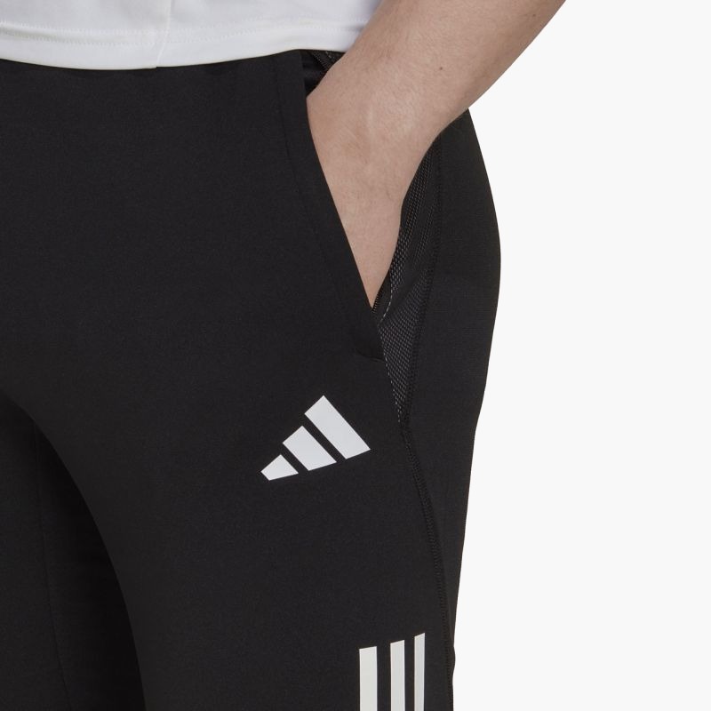 nanito_source_url:https://b2bsportswholesale.net/public/storage/productimages/16/a4/60/3d/939004/image/xlarge_clean.jpg